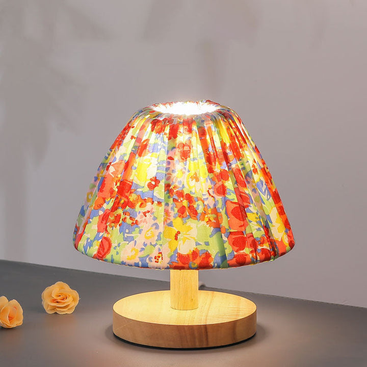 BowLift | Modern Minimalist Creative Iron Flower Shape 1-Lamp Table Lamp