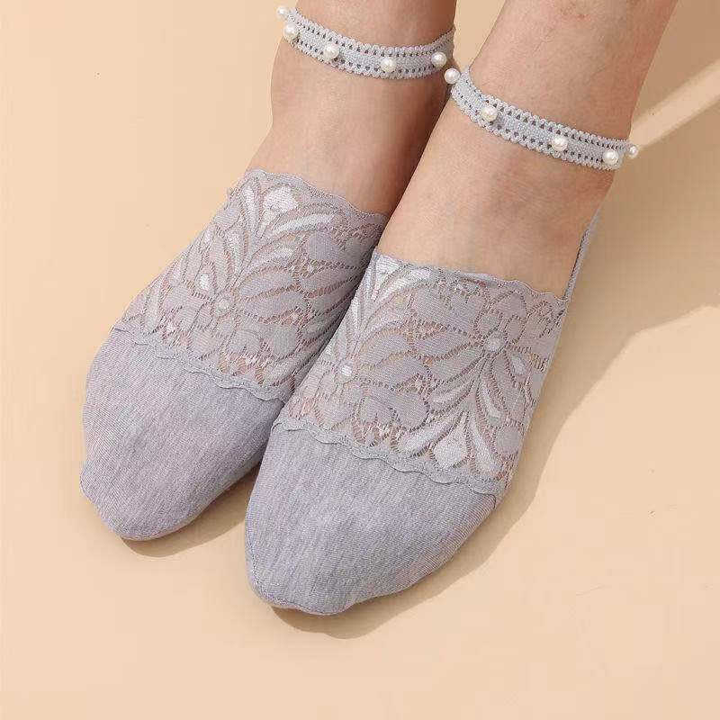 BowLift | Elegant Pearl Lace Socks