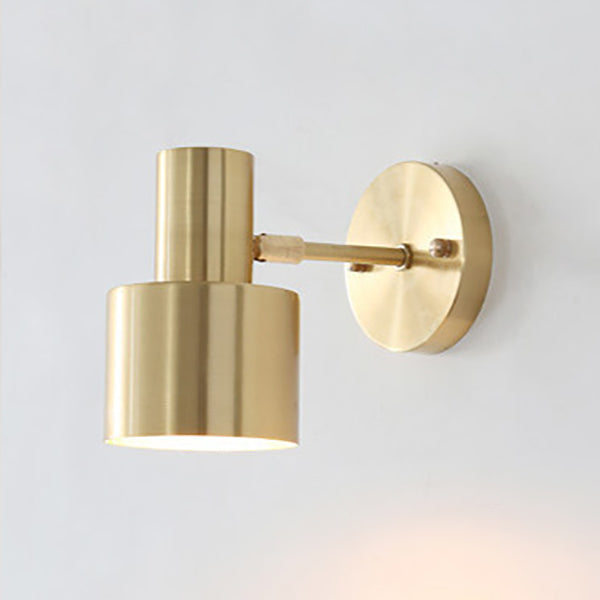 Modern Gold Wall Lamp - Minimalist Metal Design for Luxury Interiors | Bowlift