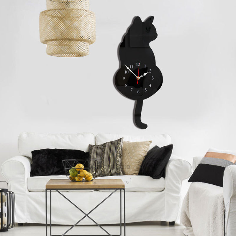 Nordic Cat Wagging Tail Wall Clock | Bowlift