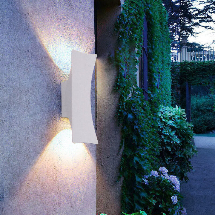 Modern Simple Rectangular Curved LED Outdoor Waterproof Wall Sconce Lamp | Bowlift