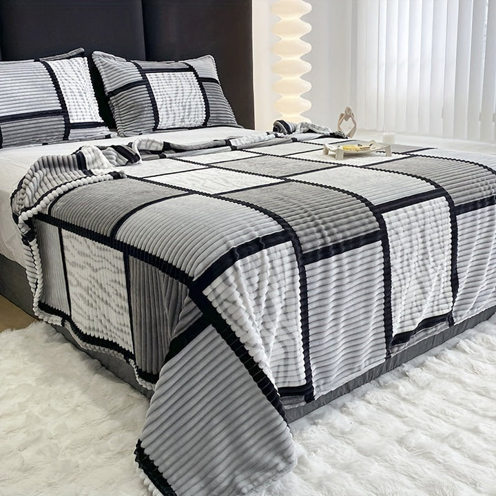 BowLift | Luxury Plush Blanket with Trendy Stripe Print – Ultimate Comfort