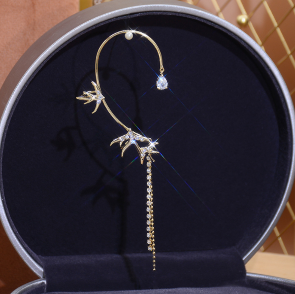 BowLift | Swallow Tassels Earrings