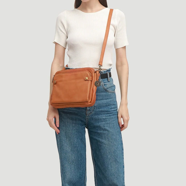 Women's shoulder bag made of three-layer leather | Bowlift