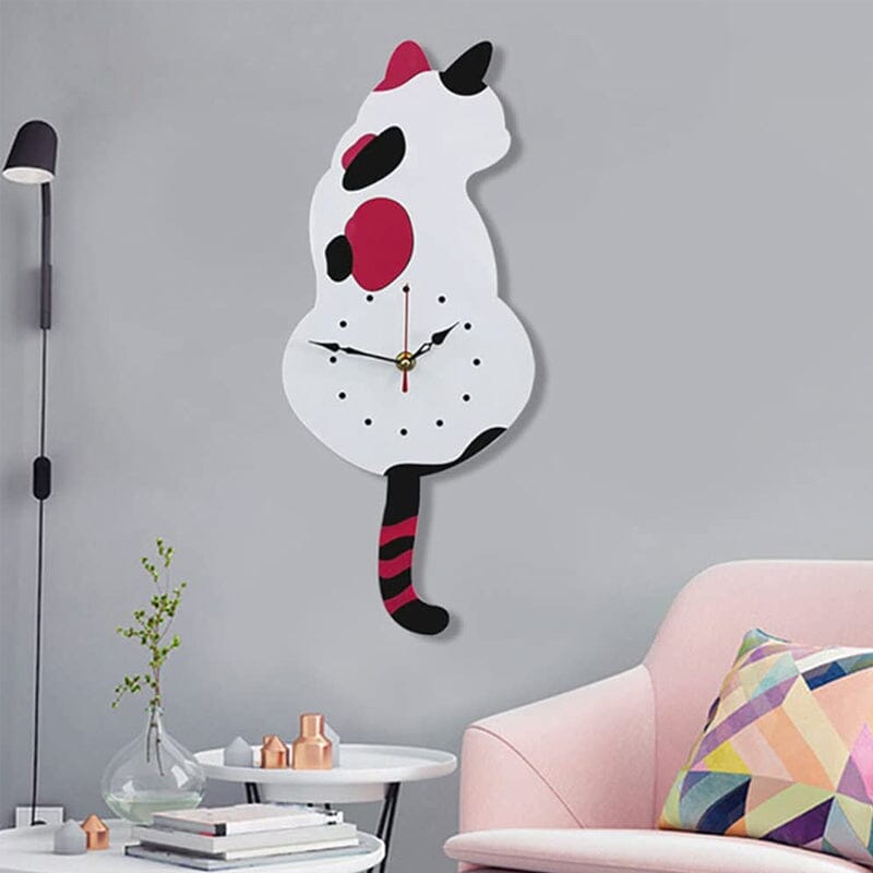BowLift | Nordic Cat Wobble-Tail Wall Clock