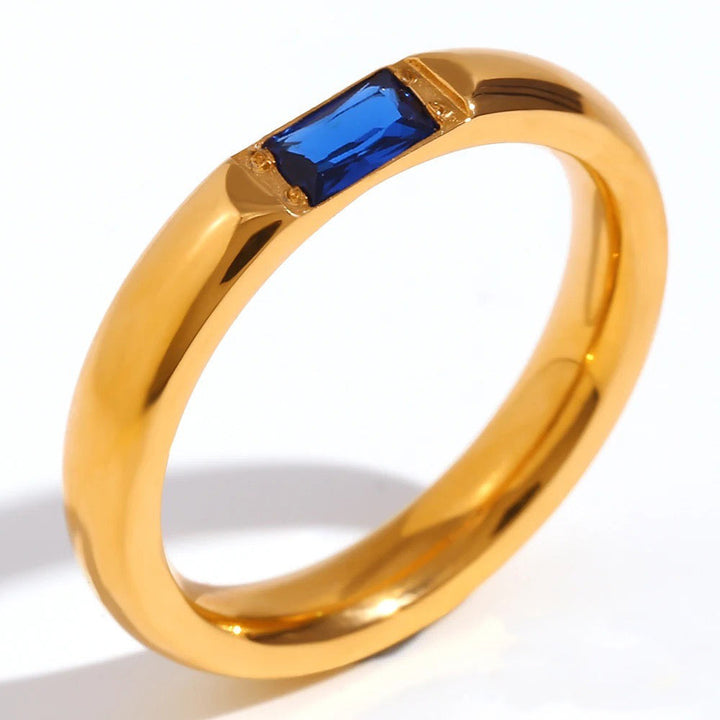 BowLift | 18k Baguette Cut Birthstone Ring