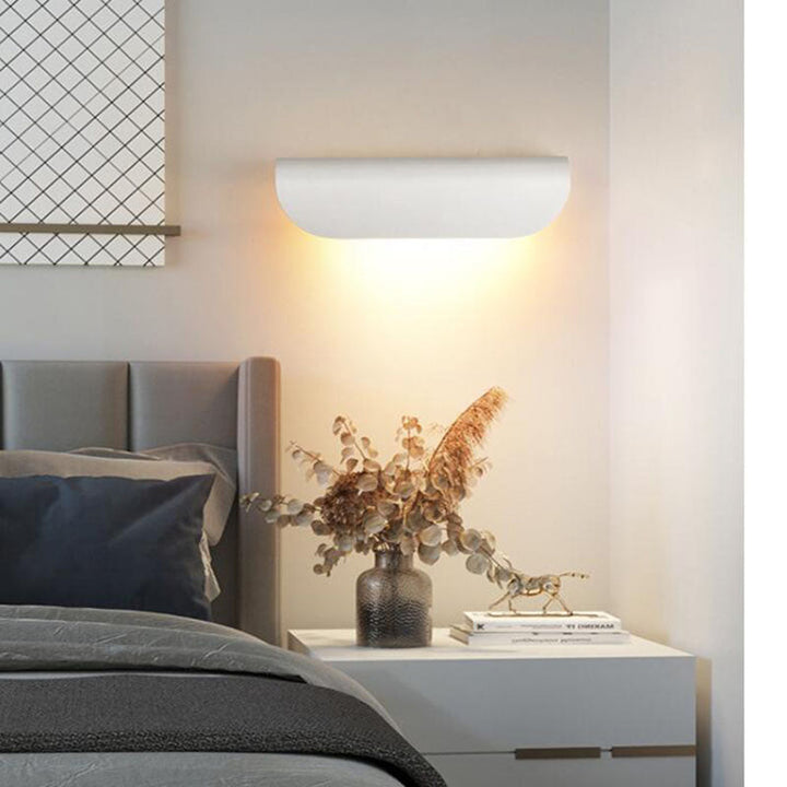 BowLift | Modern Waterproof Curved Outdoor Wall Lamp
