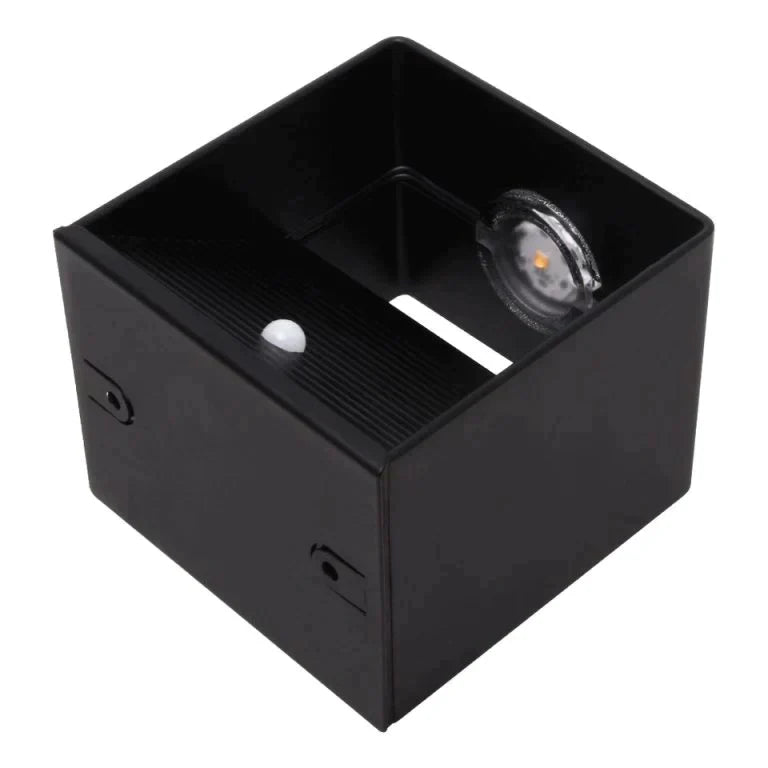 BowLift | The luxurious and wireless wall lamp!
