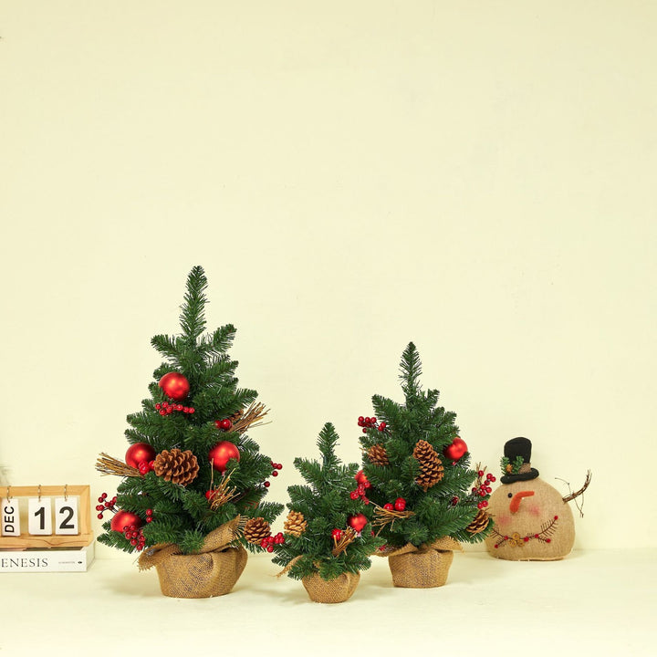 Mini Christmas tree with pine cones, various sizes