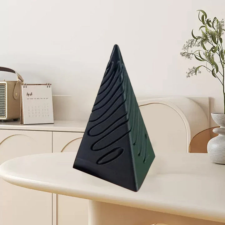 Impossible pyramid passage sculpture | Bowlift