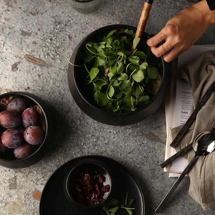BowLift | Elegant Matte Black Snack Bowl