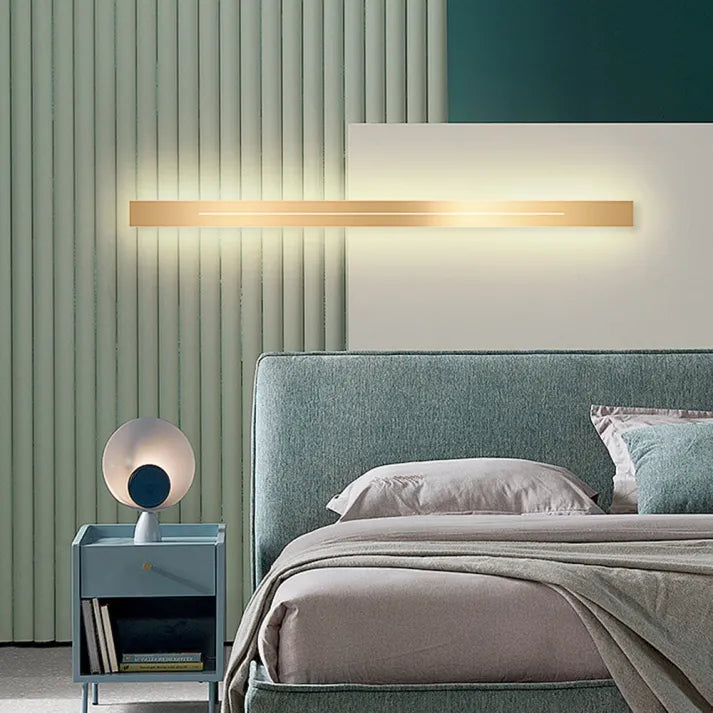 BowLift | LED Wall Light | Modern Vertical Black Indoor Sconce