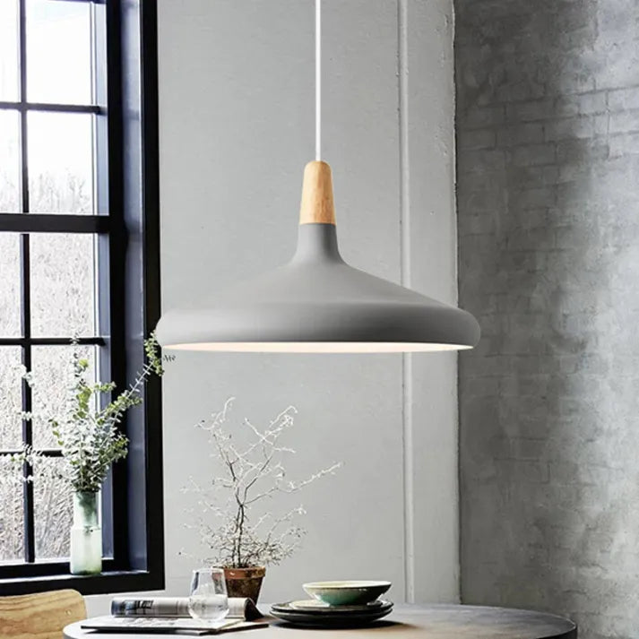 BowLift | Modern elegance in the form of a stylish conical pendant lamp