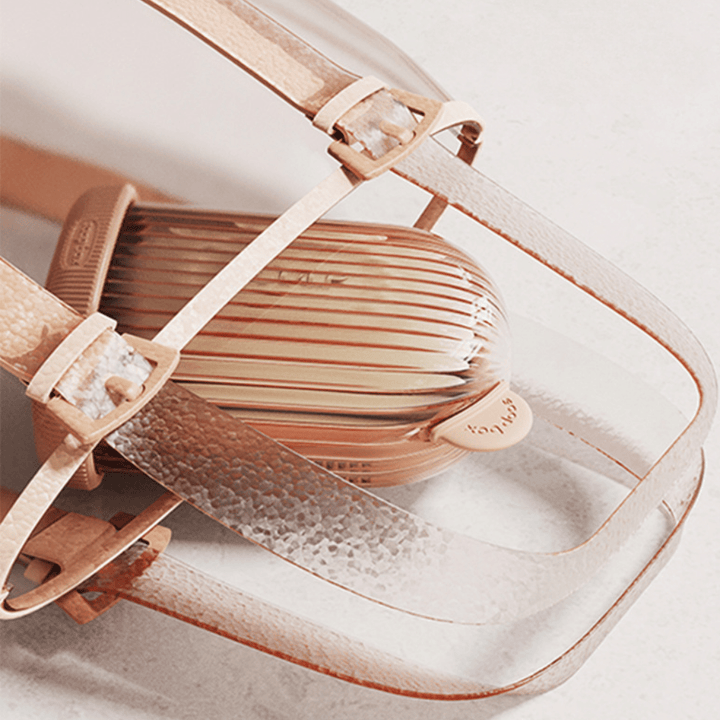 BowLift | Multi-functional soap box with bath brush
