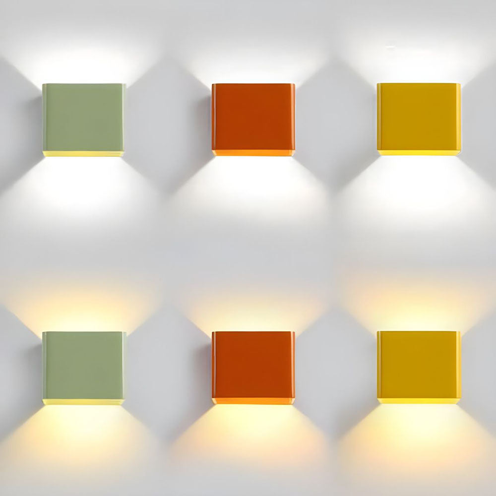 BowLift | Luxury Cube-shaped Wall Lamp Modern Design for Stylish Mood Lighting