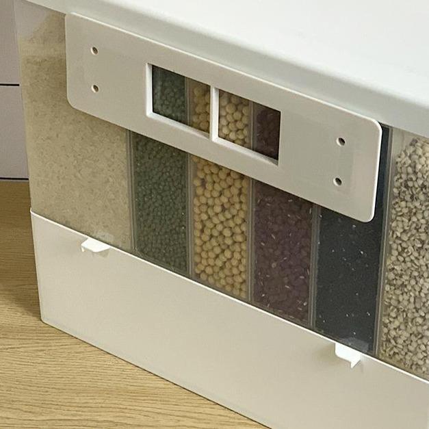 Wall-mounted Dry Food Dispenser | Bowlift