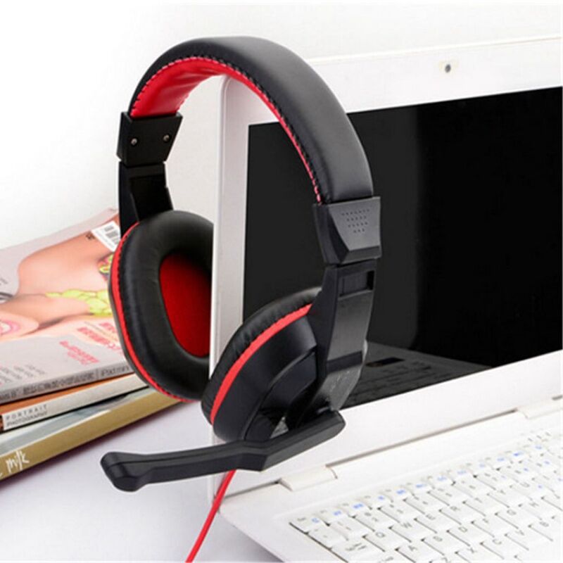 Gaming headset with high-quality noise isolation and flexible microphone Bowlift