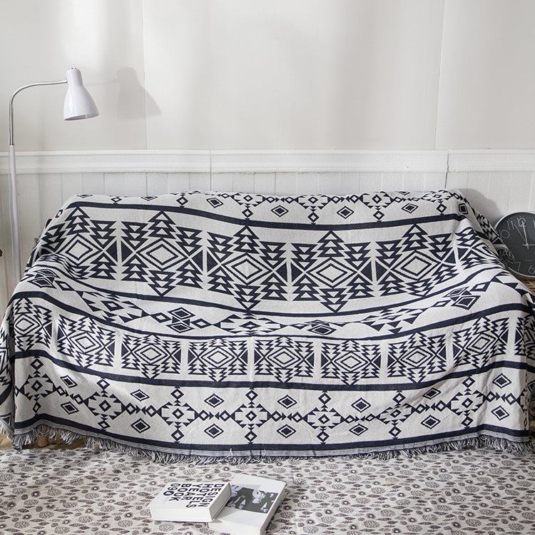 Geometric Patterned Fringe Throw Blanket