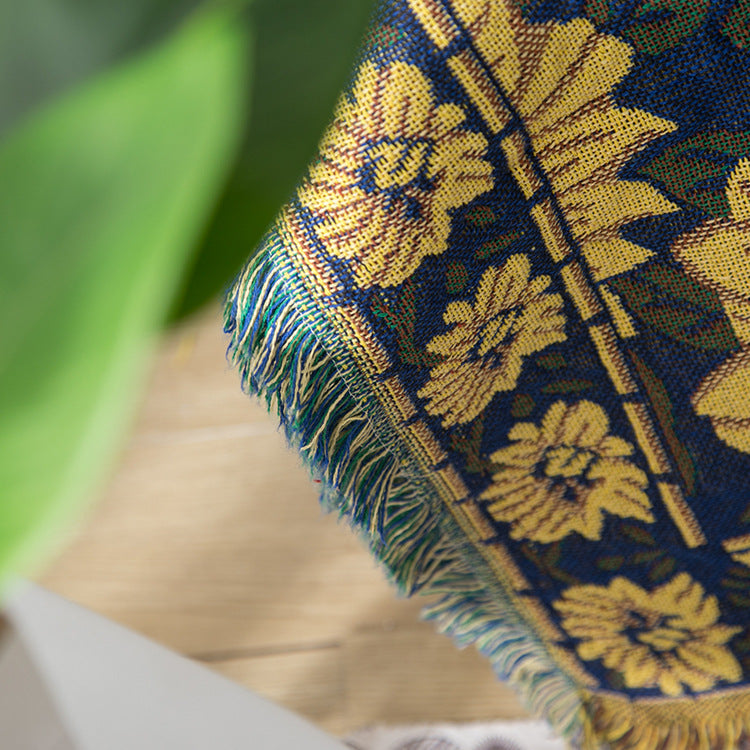 Floral Patterned Throw Blanket