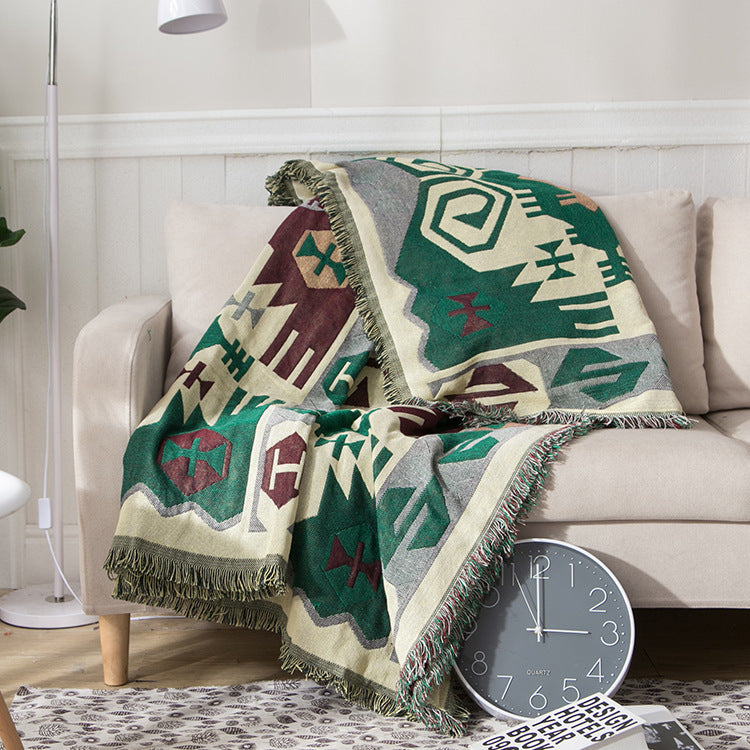 Artistic Geometric Patterned Throw Blanket