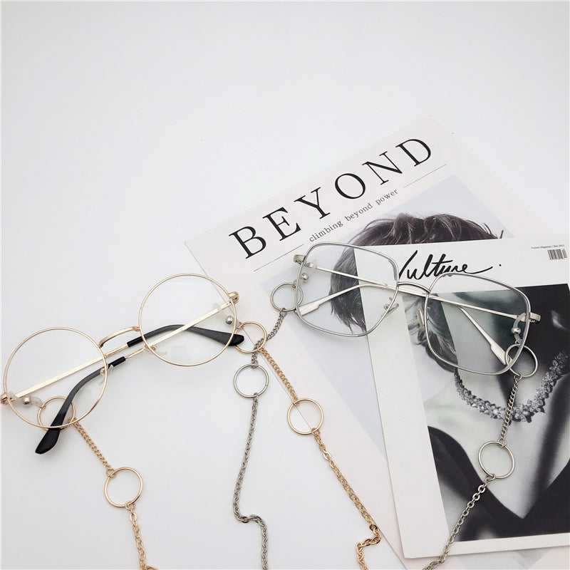 Chic Metal Eyewear Chain Bowlift