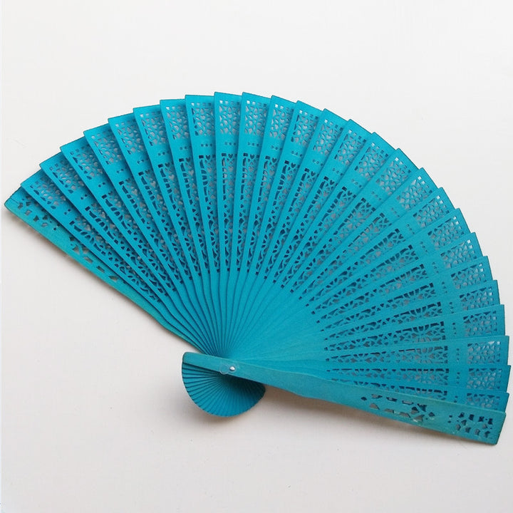Ladies fine fan made of artistically pierced paper Bowlift