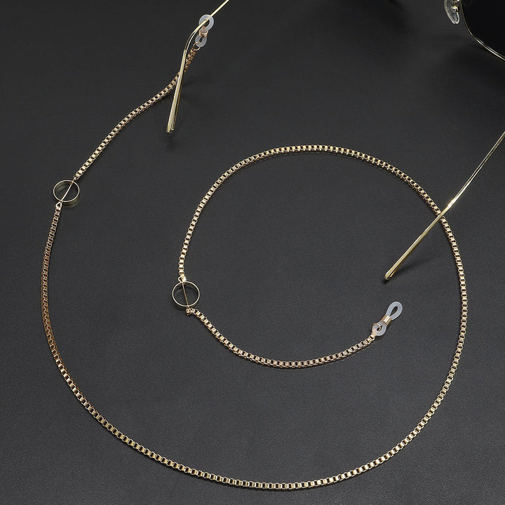 Fashionable Eyewear Chain Bowlift