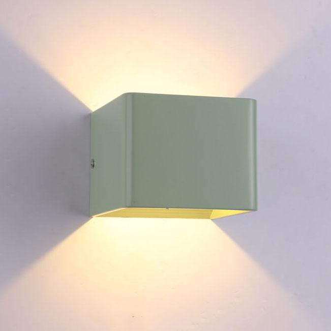 BowLift | LuminSquare - Square Mini Wall Lamp made of Aluminum