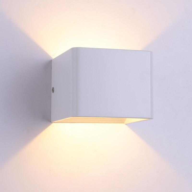 BowLift | LuminSquare - Square Mini Wall Lamp made of Aluminum