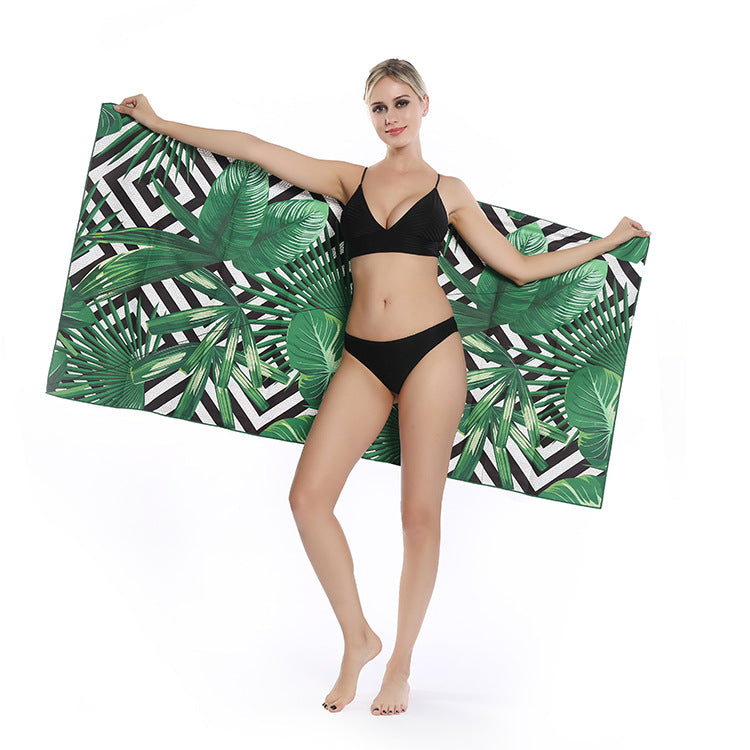 Multifunctional beach towel in creative mandala design Bowlift