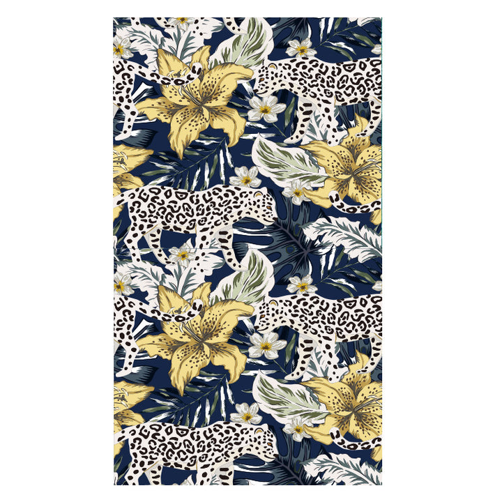 Beach towel with creative floral design Bowlift