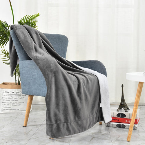 Women's reversible blanket in modern design with soft plush Bowlift