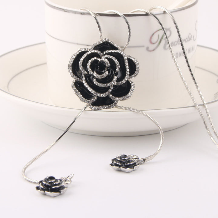 Floral Pendant Necklace Bowlift