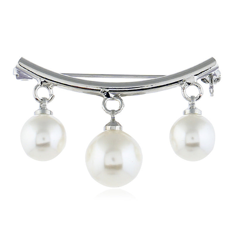 Elegant Pearl Drop Brooch Bowlift