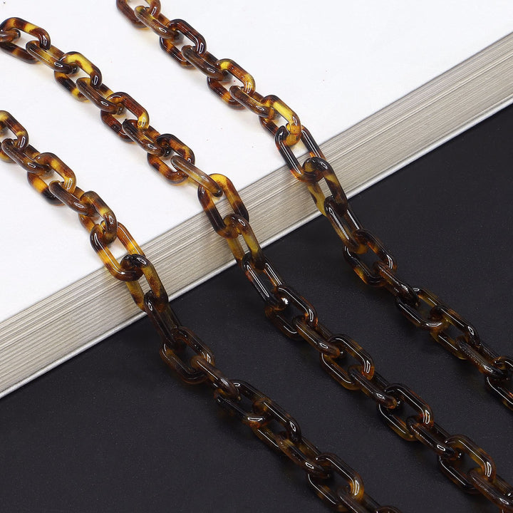 Chunky Resin Eyewear Chain Bowlift