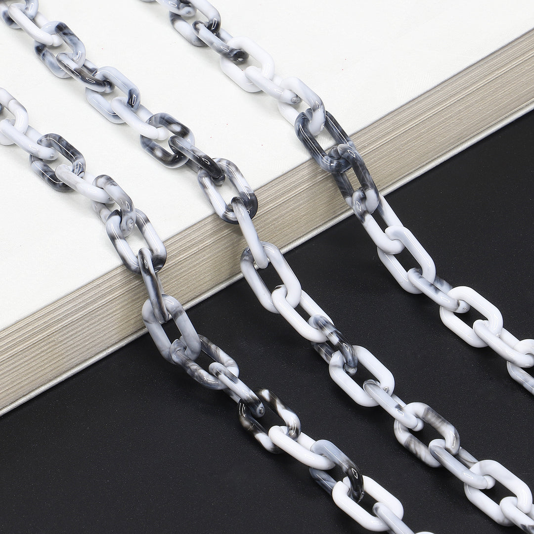Chunky Resin Eyewear Chain Bowlift