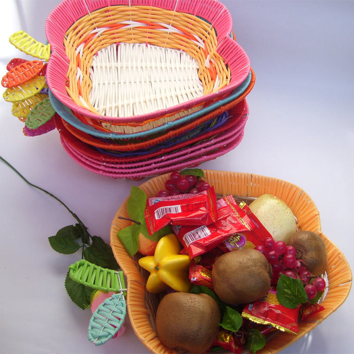 Decorative Apple-Shaped Serving Bowlift
