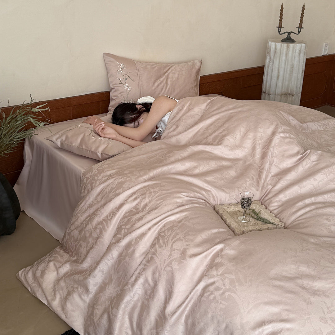 Cotton bedding set, 100 thread count, long staple cotton