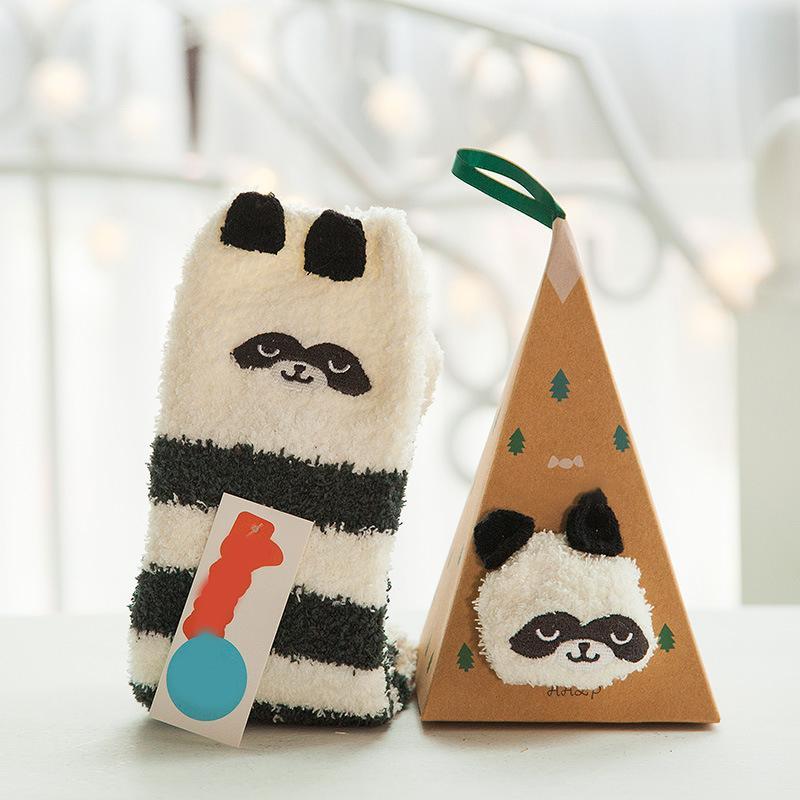 BowLift | 4 Pairs Christmas-themed Coral Fleece Soft Warm Socks