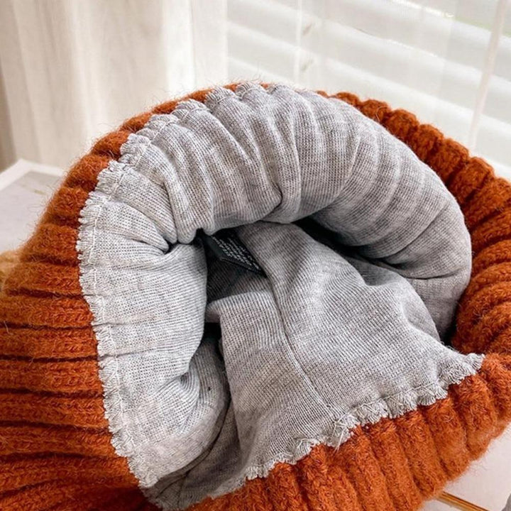 BowLift | Kattenoor Winter Hat CosyCharm – Soft knitted hat for women with playful appearance