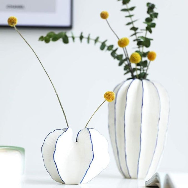 BowLift | Star Fruit Inspired Ceramic Vase
