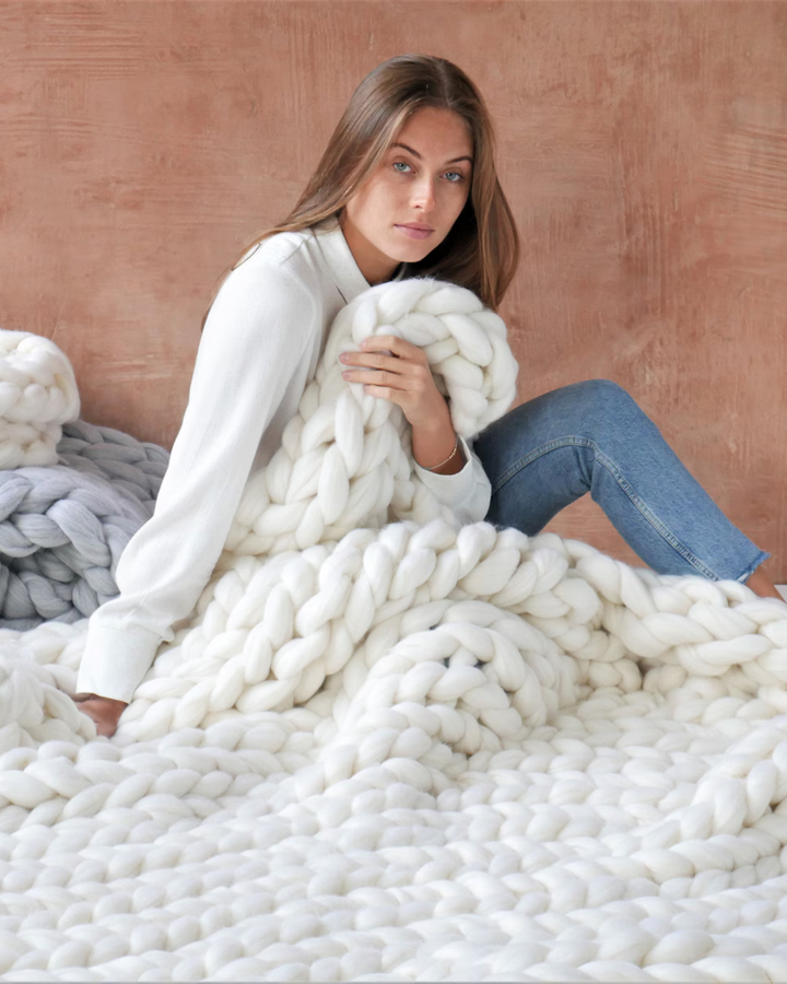 BowLift | Knitted Asymmetrical Women's Sweater