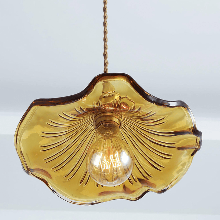 BowLift | Hanging lamp with a floral pattern that creates a cozy atmosphere