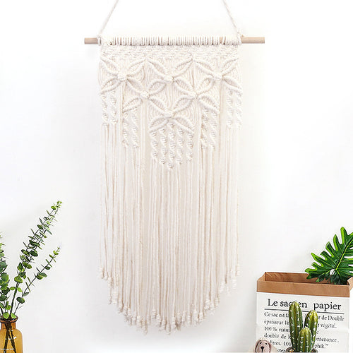 Macramé Wall Decor with Elaborate Decorations Bowlift