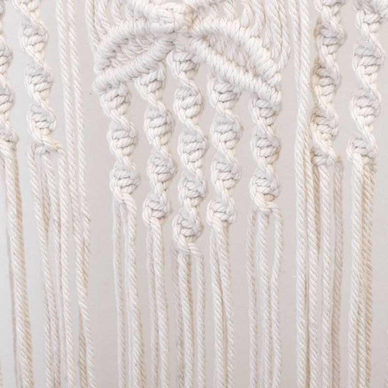Macramé Wall Decor with Elaborate Decorations Bowlift