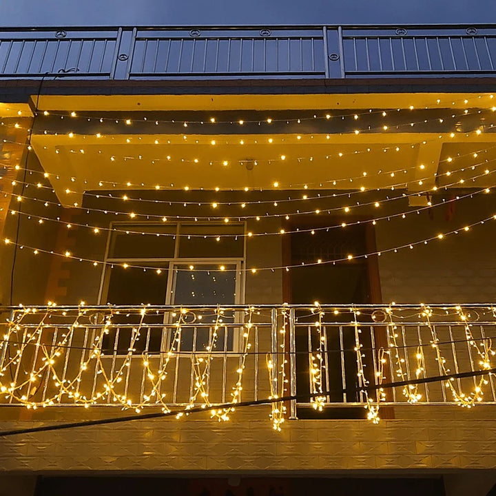 LED curtain light for outdoors – Waterproof fairy lights for garden, balcony, and terrace | Bowlift