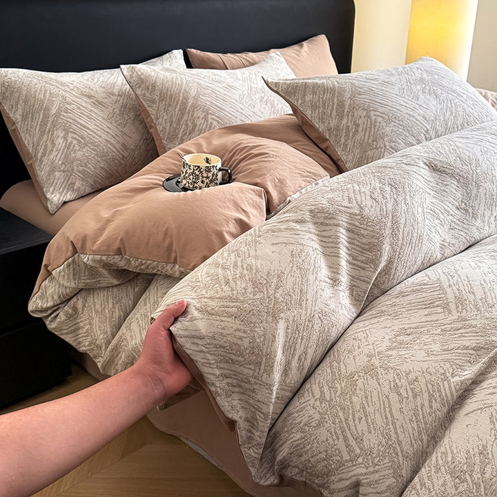 Bedding set made of three-layer cotton muslin