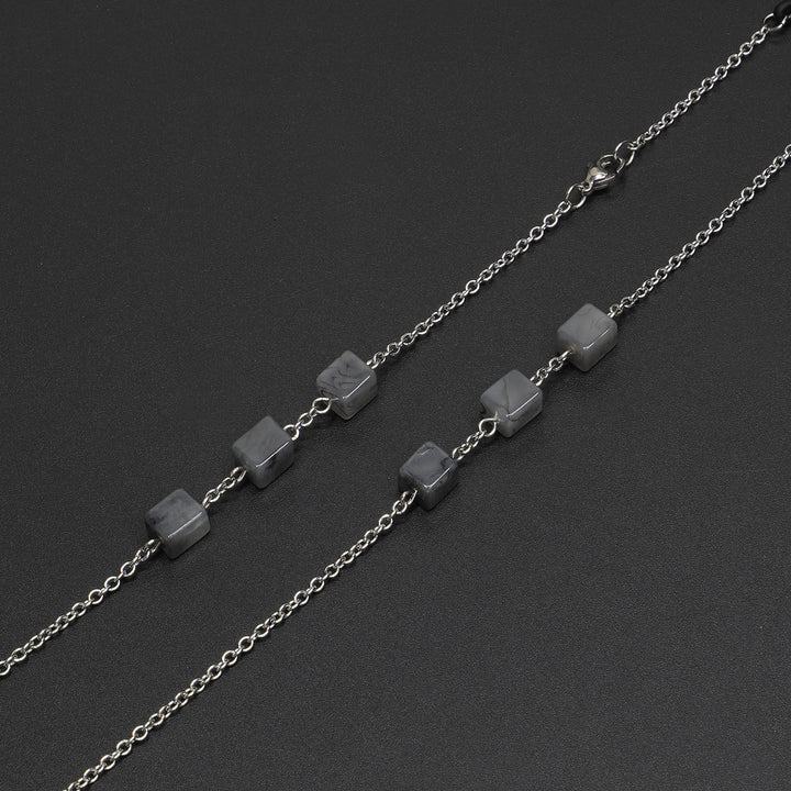 Elegant Bead Chain Eyewear Holder Bowlift