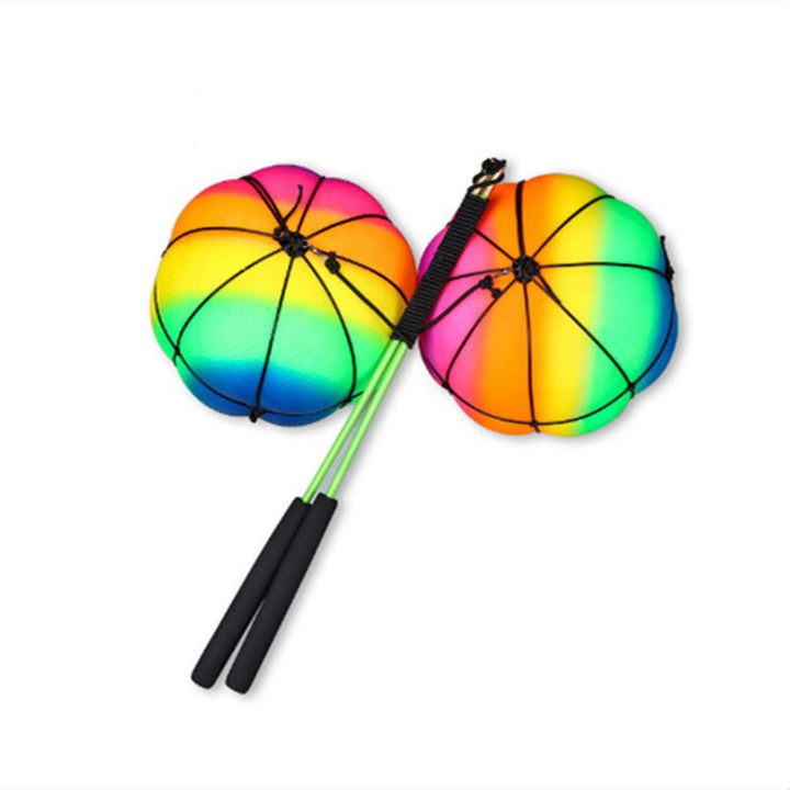 Unisex play and training ball with sturdy handles Bowlift