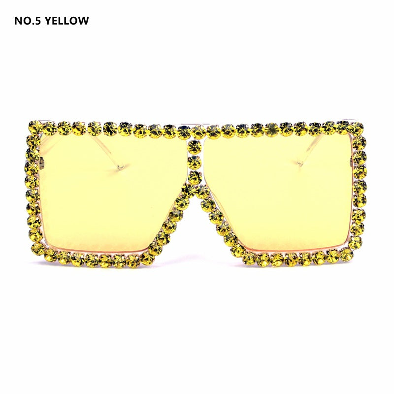 Women's oversized sunglasses with sparkly crystal frame Bowlift